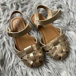 8t gold sandals